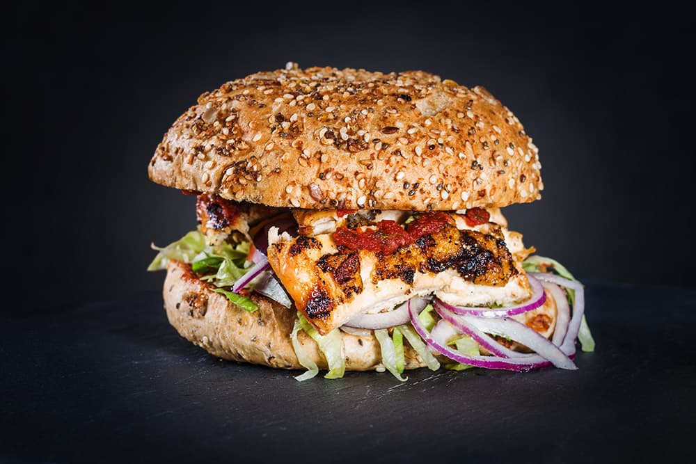 Burger mit Hähnchenfleiach