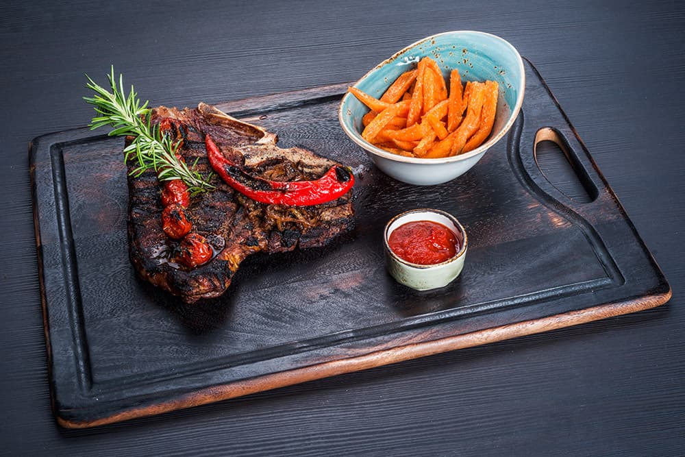 Erstklassige Steaks aus Biofleisch